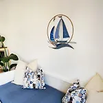 Almarea - Essenza Del Mare, Calore Di Casa