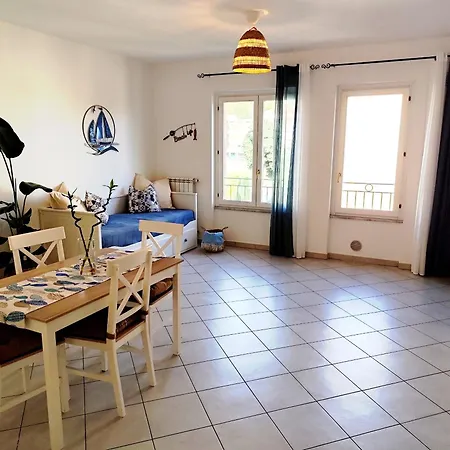 Almarea - Essenza Del Mare, Calore Di Casa Imperia